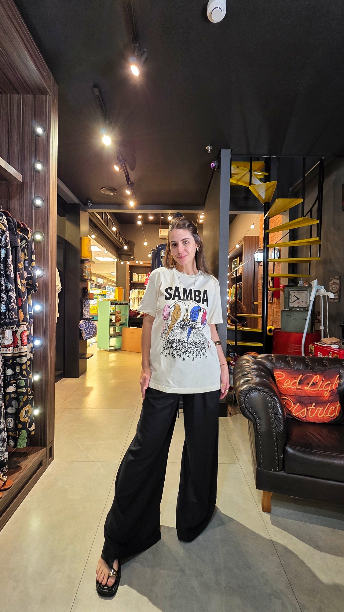 Tshirt Farm Média Na Avenida Bege Estampado