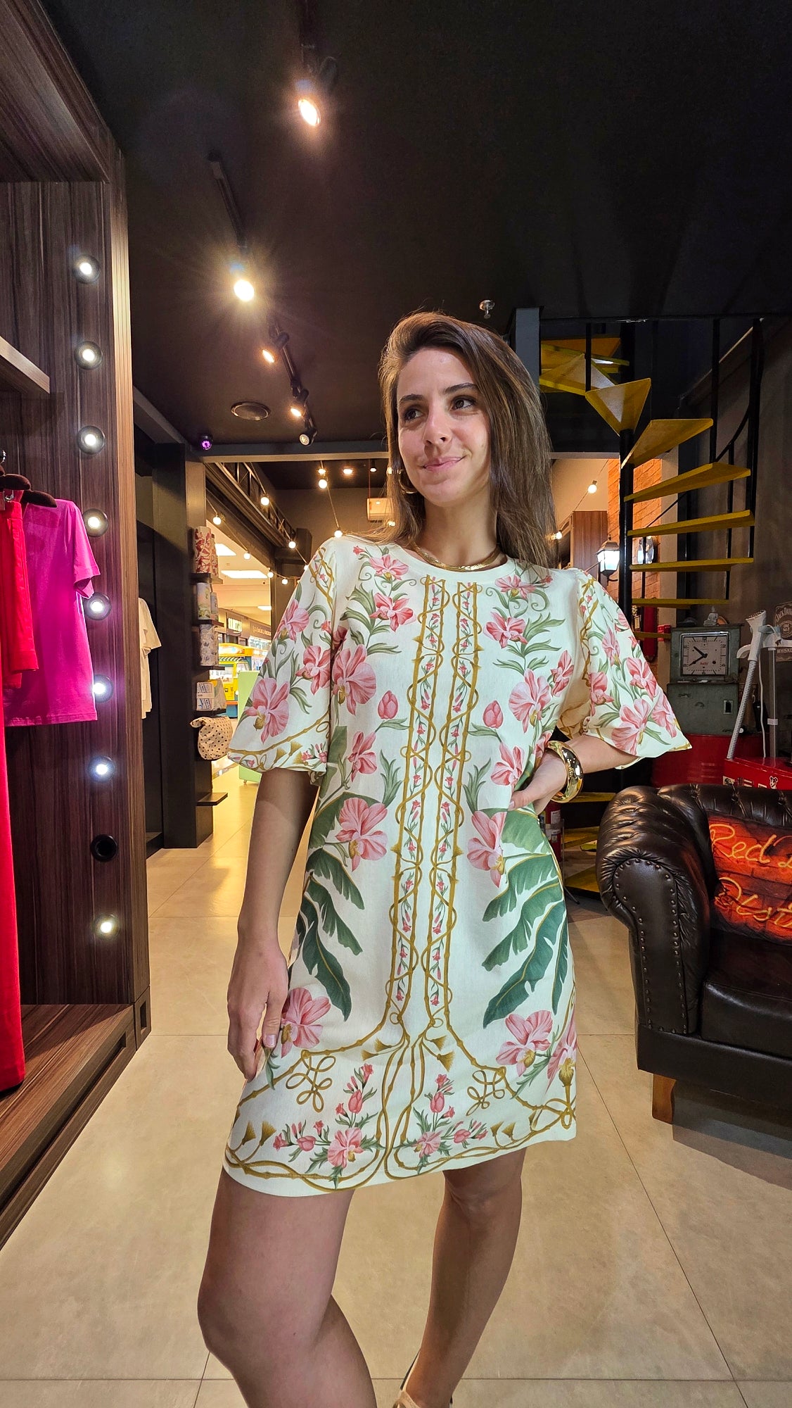 Vestido Farm Tshirt MG Manga Fofa Floral Nusa Estampada